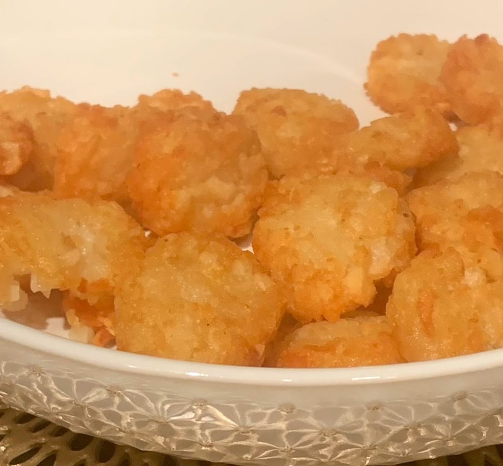 Crispy and delicious air fryer frozen tater tots